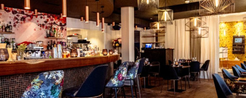 Barfüsser Sushi Bar & Lounge